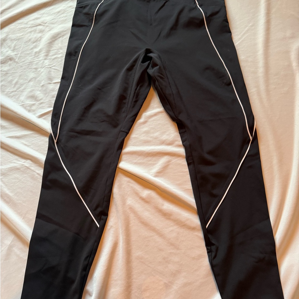 Fabletics Black Sweatpants Sleek Minimalist Design